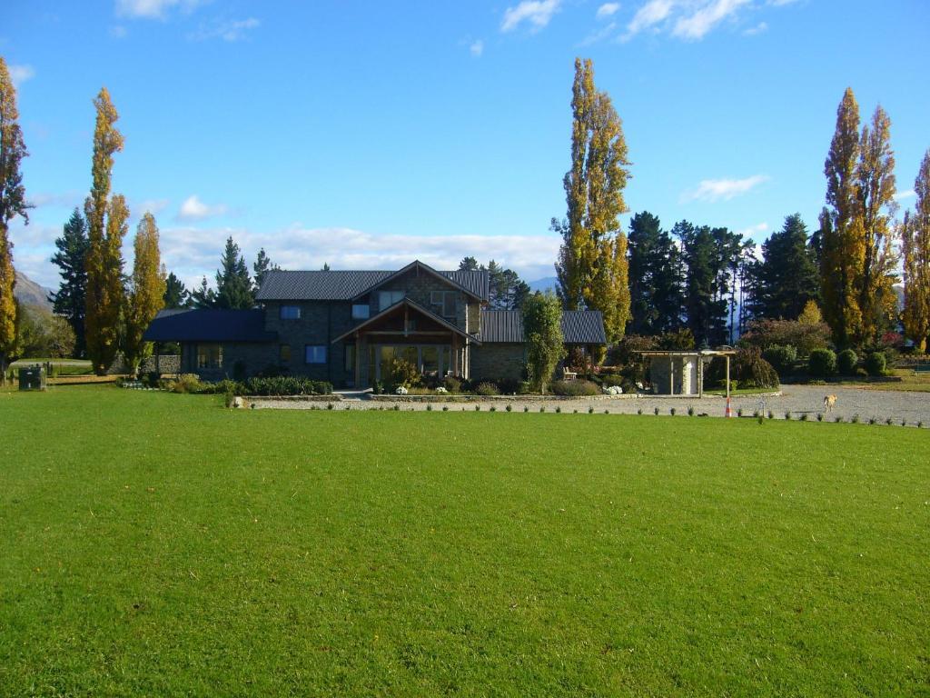 Golfcourse Road Chalets And Lodge Wanaka Eksteriør bilde